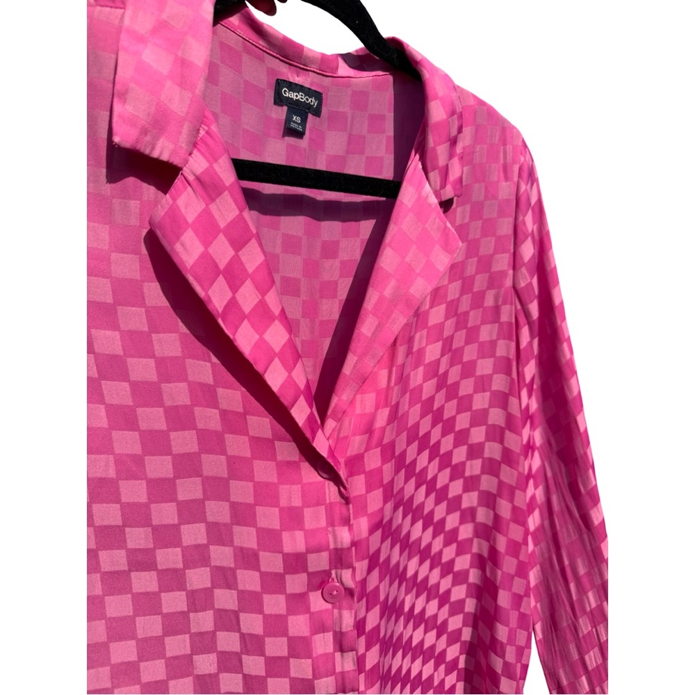 GapBody Pink Checker Long Sleeve - Picture 8 of 10